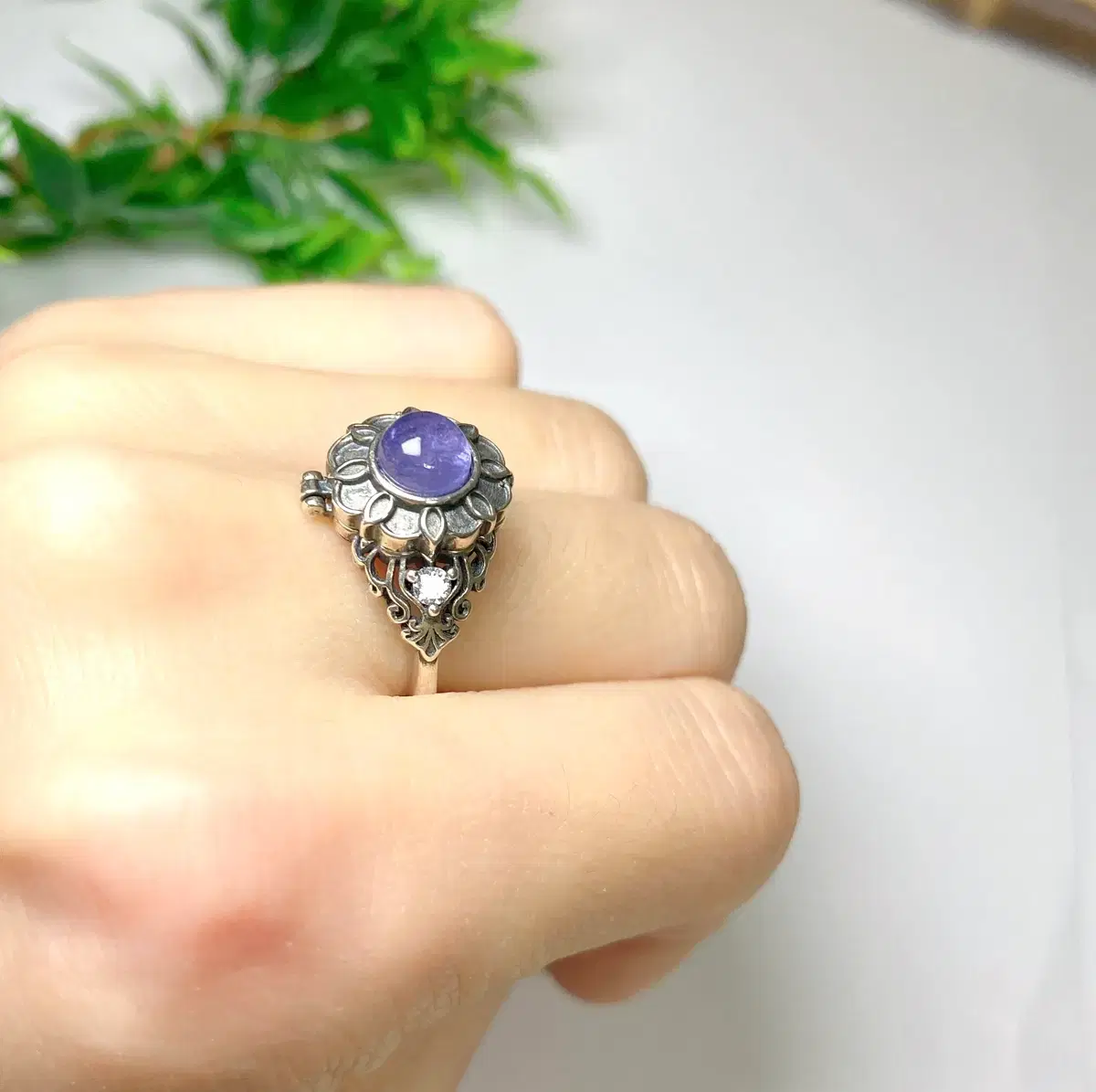 thumbnail-5